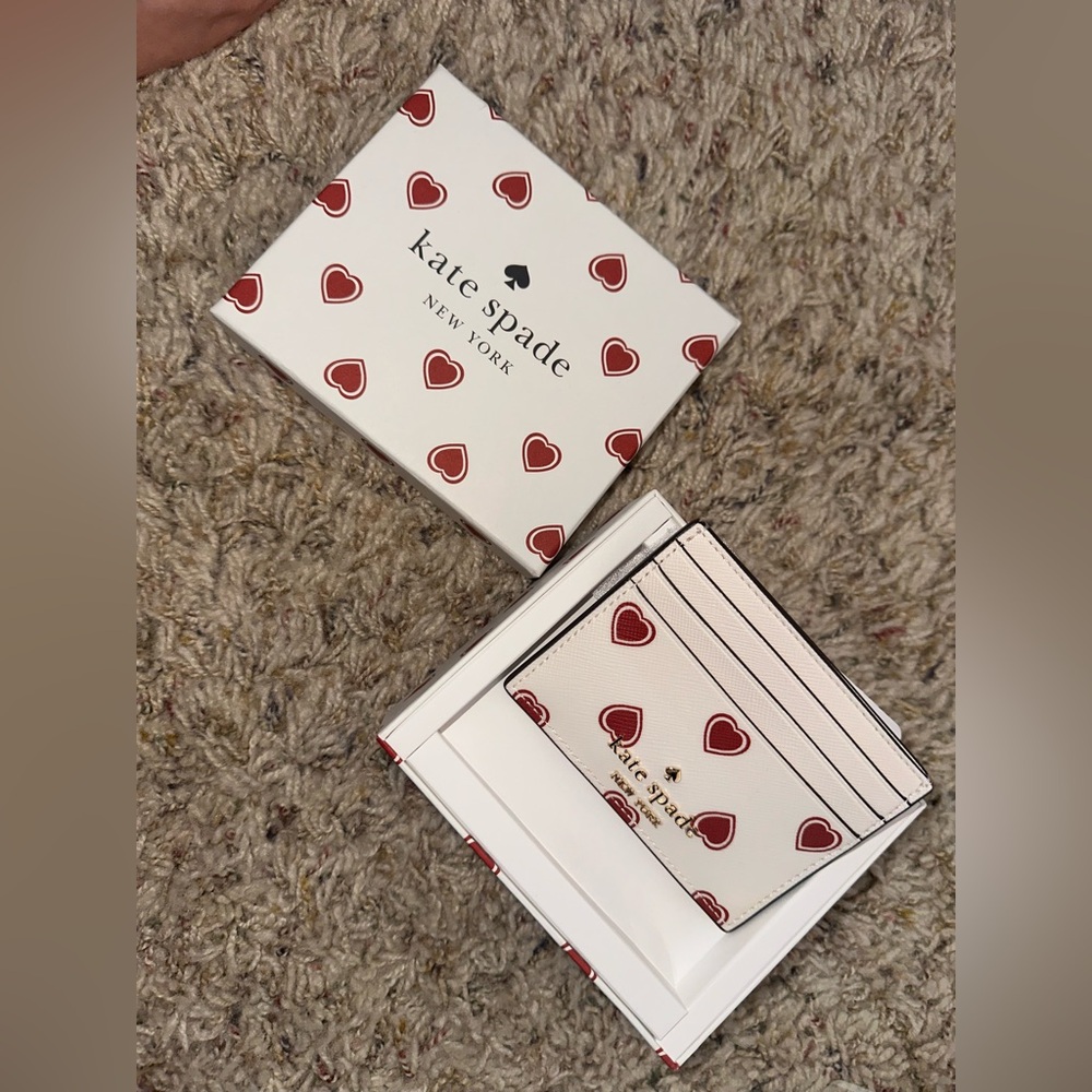 Kate spade ♠️ heart wallet purse 👛 heart ♥️